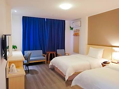 Zero Pressure Twin Room