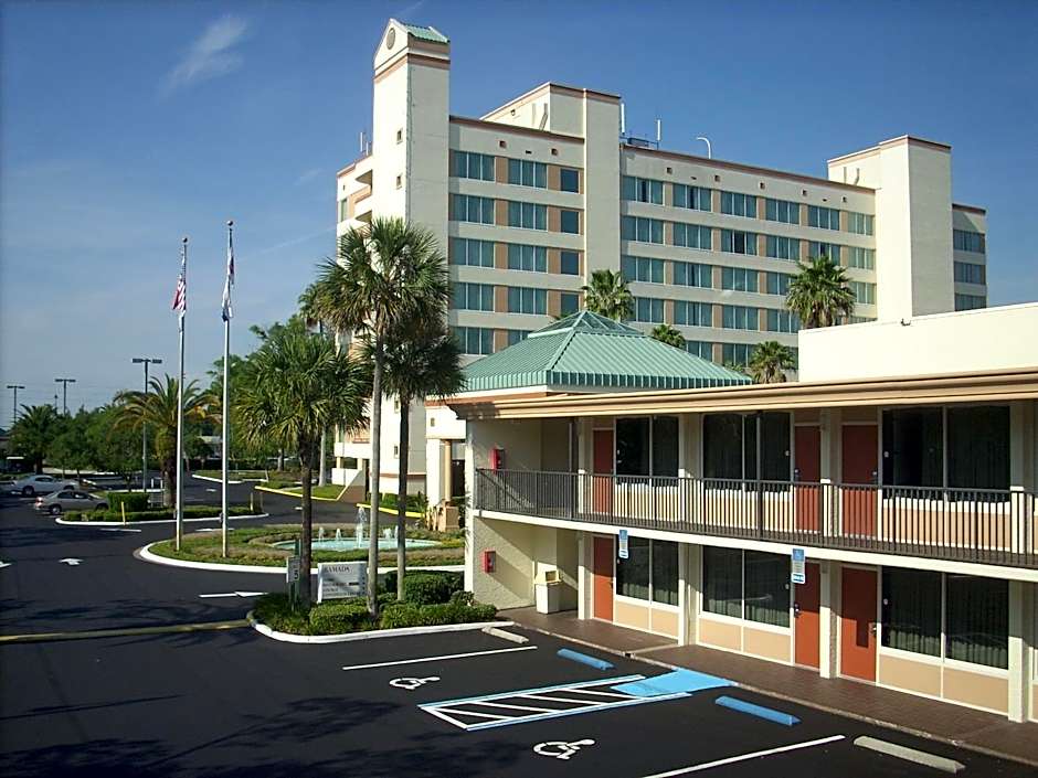 Ramada by Wyndham Kissimmee Gateway
