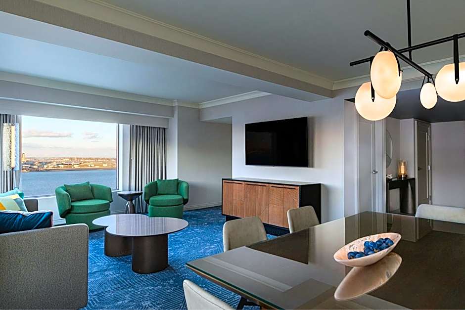 Renaissance Boston Seaport District