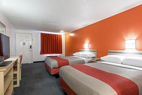 2 Double Beds Mobility Accessible Room Non-Smoking