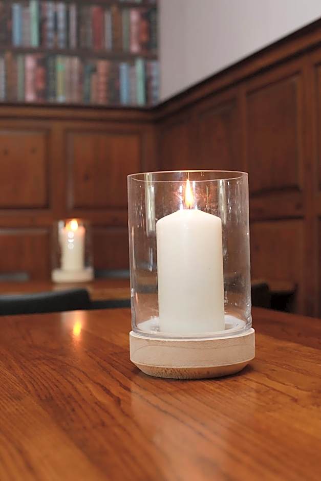 OYO Glyn Valley Hotel