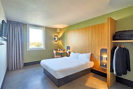 Double Room - Disability Access - Non-Smoking