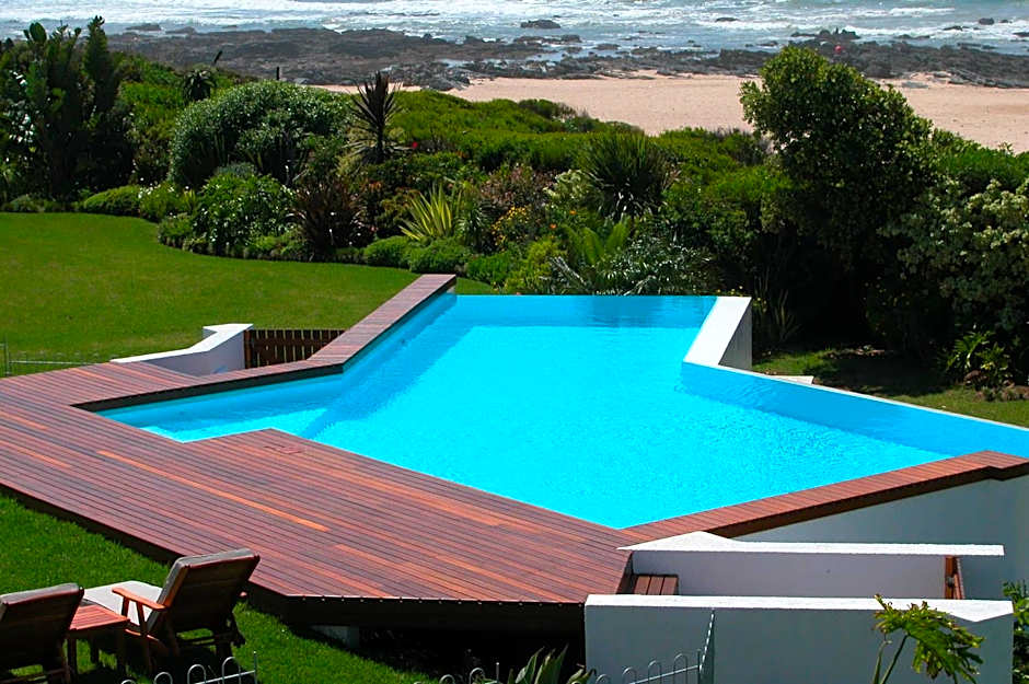 Diaz 15 House on the Bay