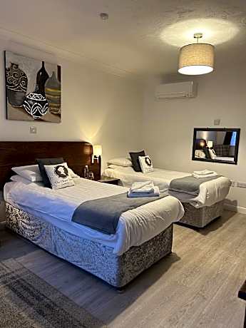 Twin room-Standard-Wet room-Street View-Twin Room