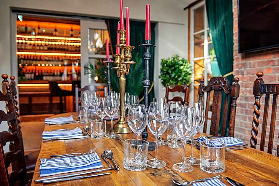 Hare and Hounds - Newbury