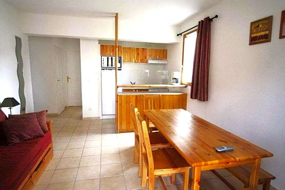 Le Hameau des Sources by Ateya