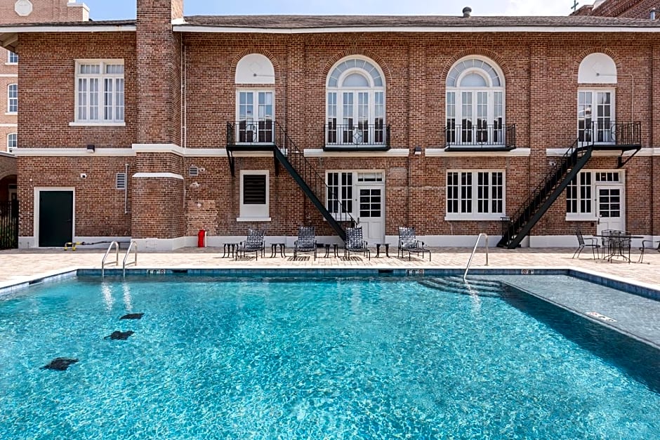 Bywater Suite Hotel