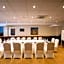 Bidwood Suite Hotel, Opposite Sarit Centre