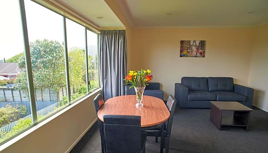 Aachen Place Motel