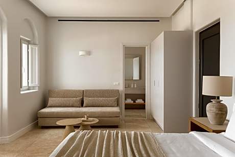 Honeymoon Suite with Sea View and Hot Tub
