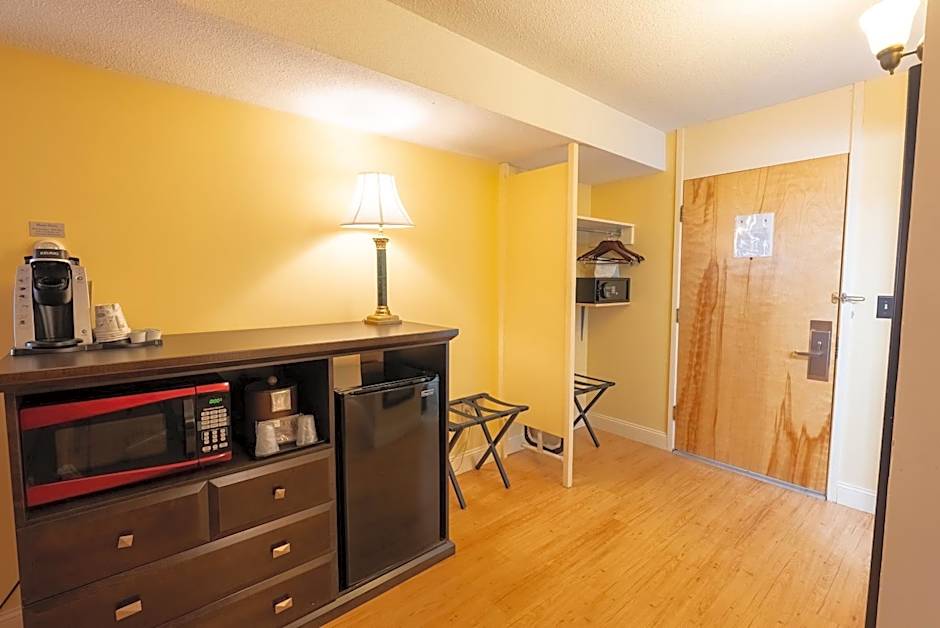 Fireside Inn & Suites Waterville