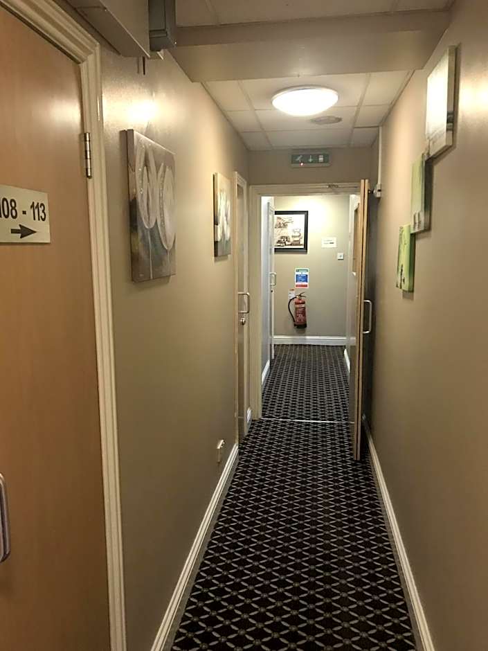 Pacific Inn London Heathrow