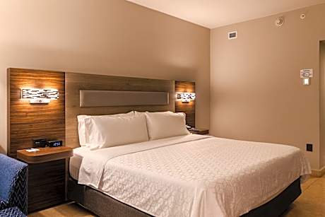 King Suite with Balcony