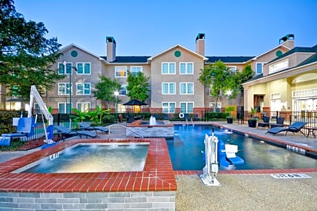 Homewood Suites by Hilton Dallas-Lewisville