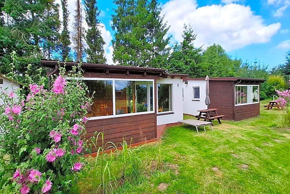 Domki Letniskowe Pod Orzechem Dziwnówek-Wrzosowo