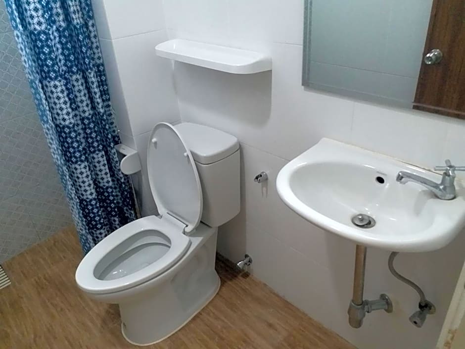 DD Garden Apartment 2