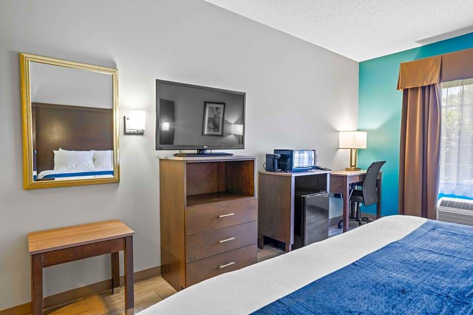 Blue Water Inn & Suites, BW Signature Collection