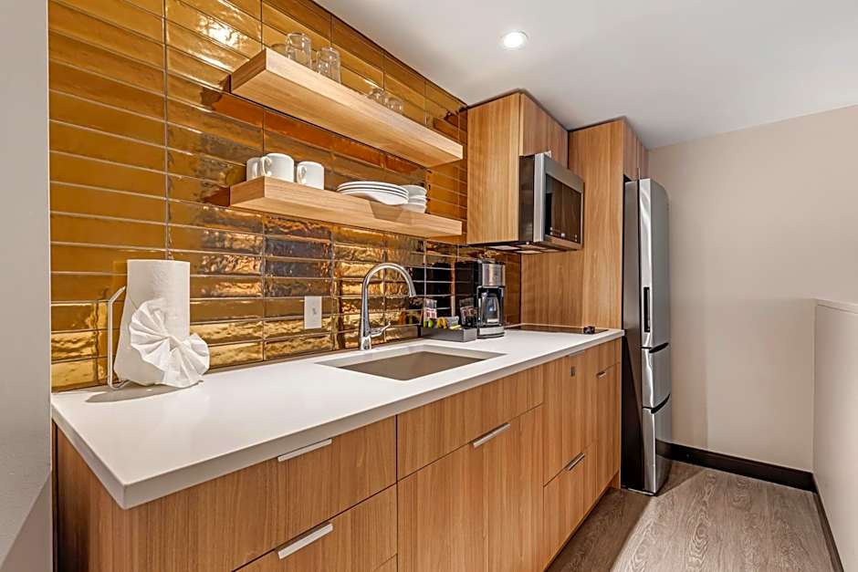 The Quincy, Ascend Hotel Collection