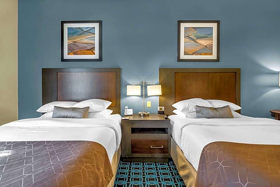 Wingate by Wyndham Chicago Schaumburg