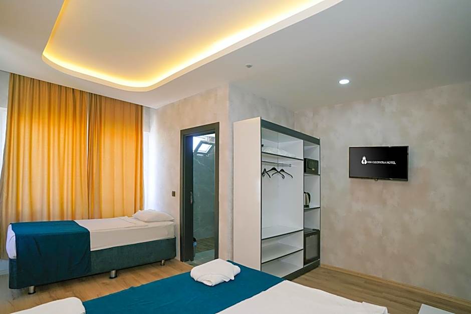 Miss Cleopatra Hotel