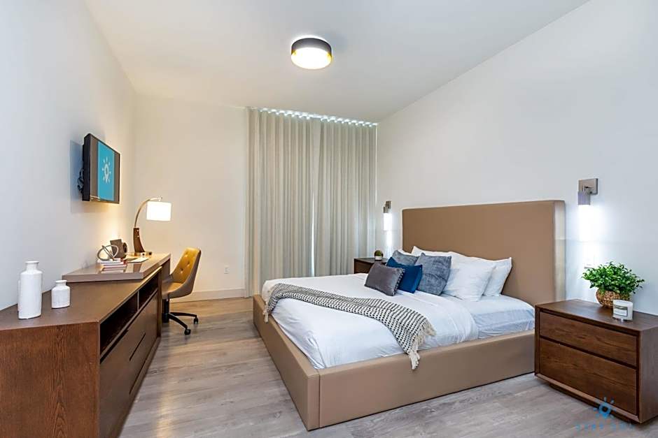 New Studio - Hollywood Beach Bliss for 2