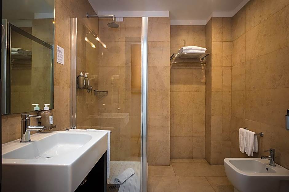 Sardegna Hotel - Suites & Restaurant