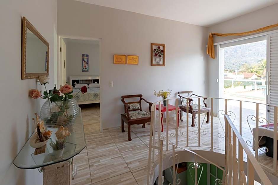 Casa com piscina prox a Praia em Peruibe SP