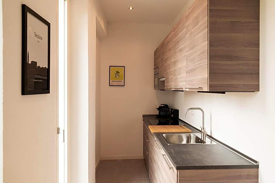 Palazzo delle Guglie by Postcardsfrom