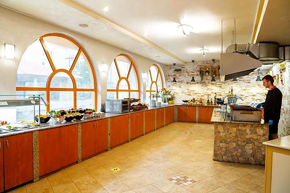 Complex Sunrise by HMG - All Inclusive