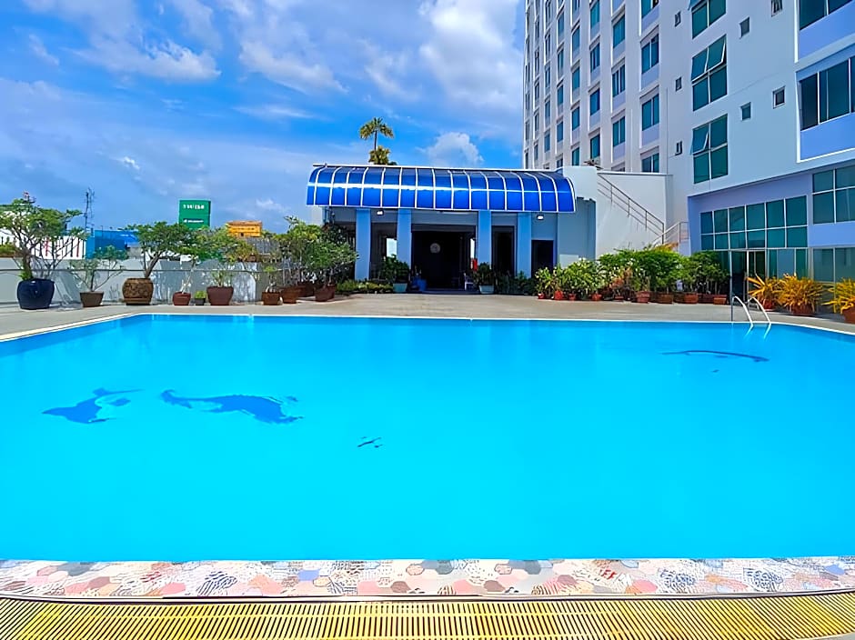 Diamond Plaza Hotel Suratthani