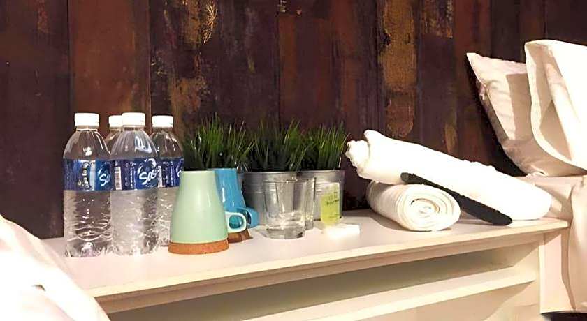 Monaco Boutique Hotel Kampung Air