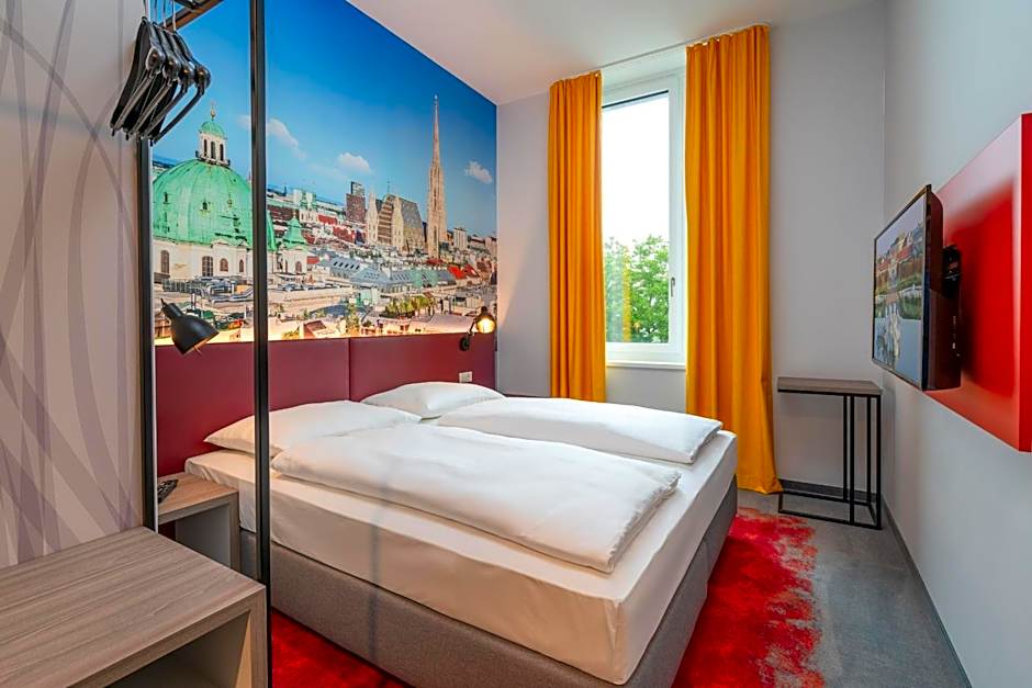 Campanile Vienna South