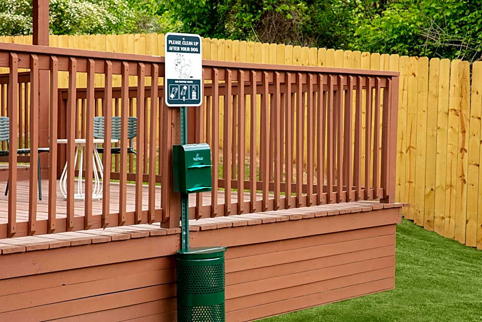 Spark by Hilton Atlanta Cumberland Ballpark