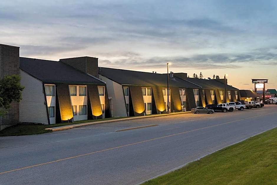 Crestwood Hotel