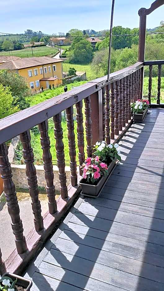 Hotel BESTPRICE Santillana