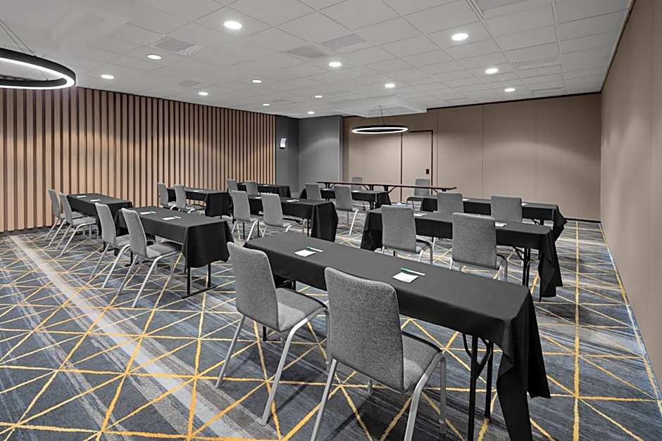Holiday Inn Hasbrouck Heights-Meadowlands By IHG