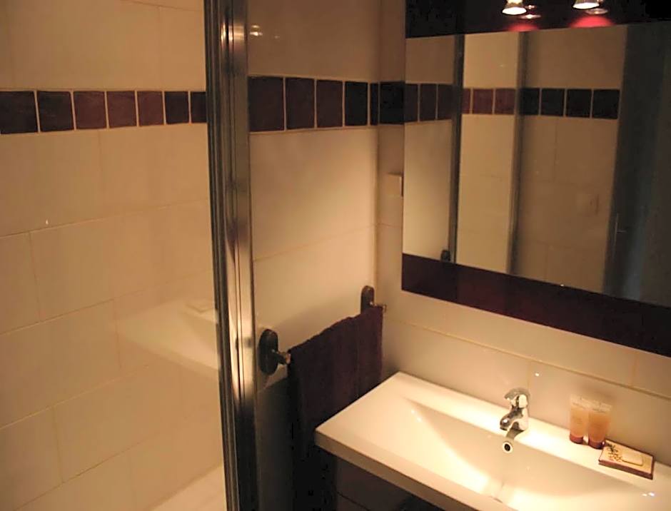 La Grange aux Loirs B&B