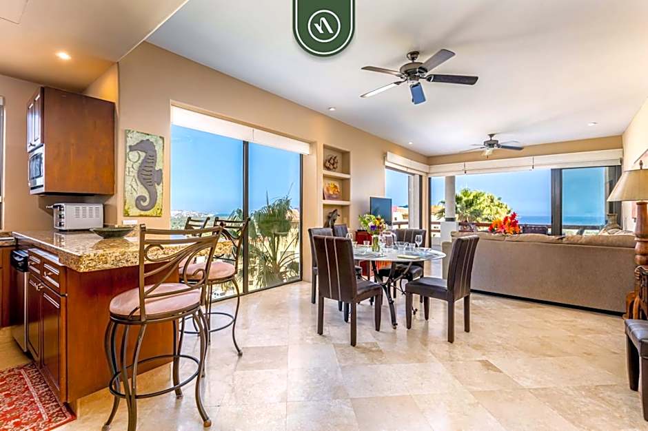 2BR Condo - Private Patio - Ocean View