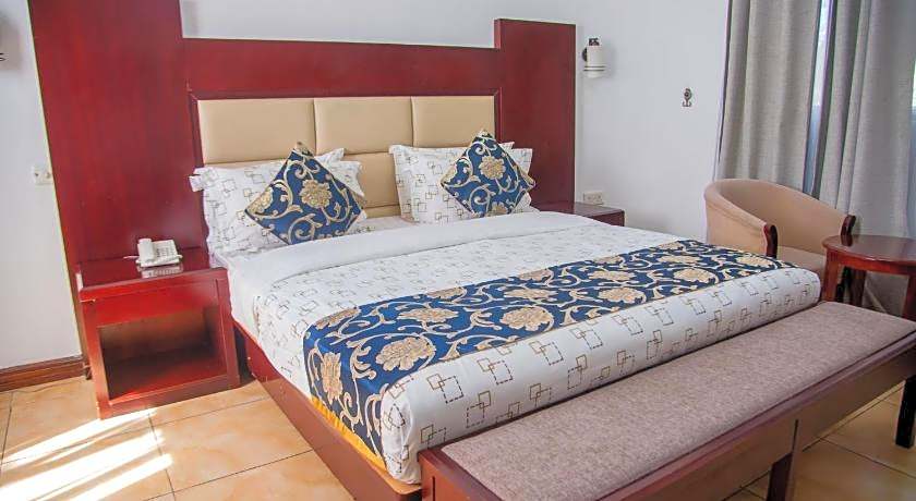 Chamba Valley Exotic Hotel.
