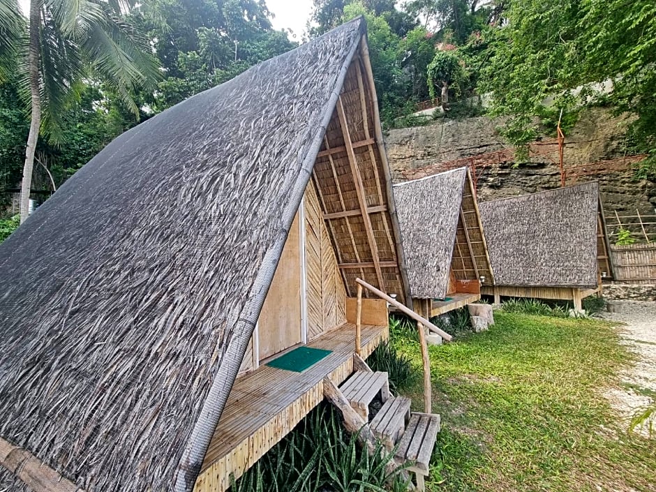 Hagdan Reef Dive Spot by HiveRooms