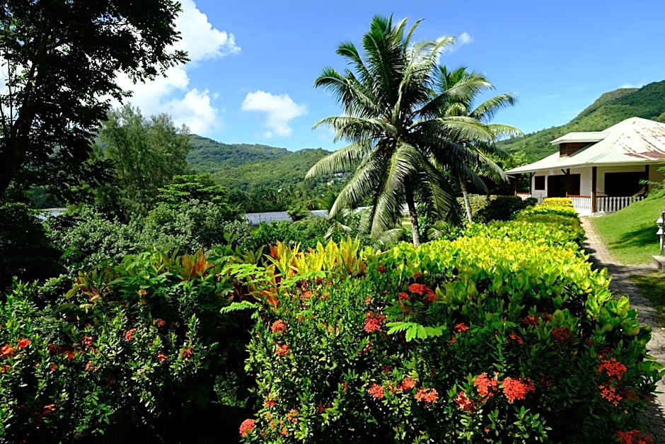 La Residence Villas & Studios