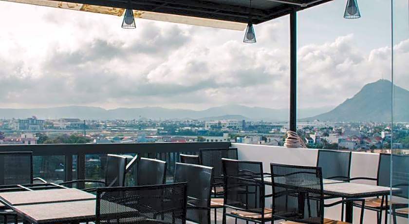 Coconut Hotel Phu Yen