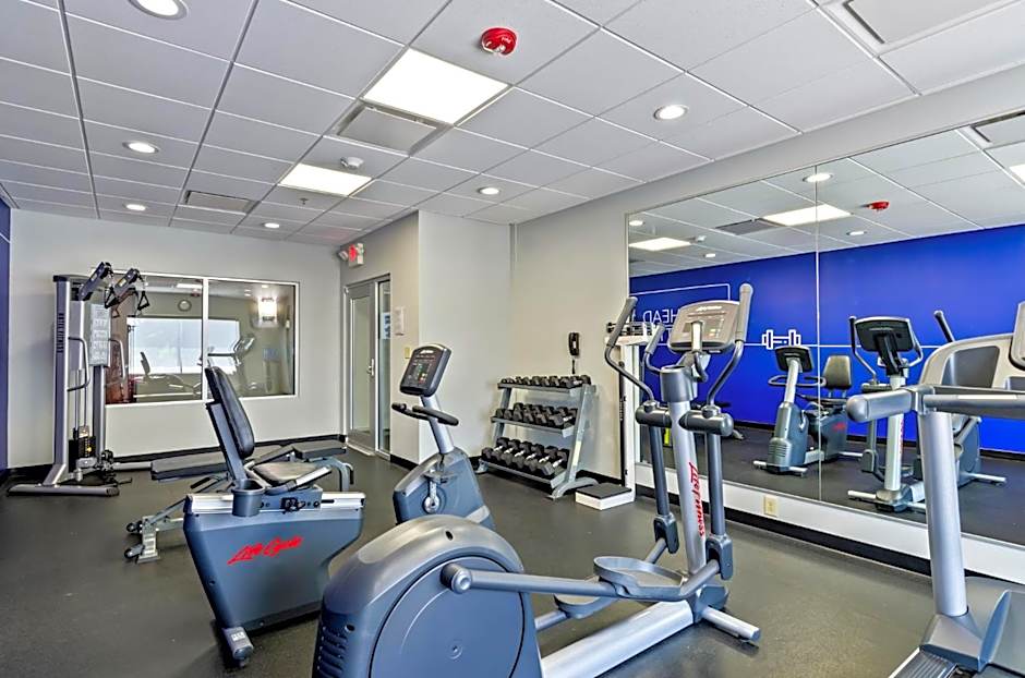 Holiday Inn Express & Suites Wytheville By IHG