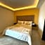 OYO Hotel Familiar Tollan