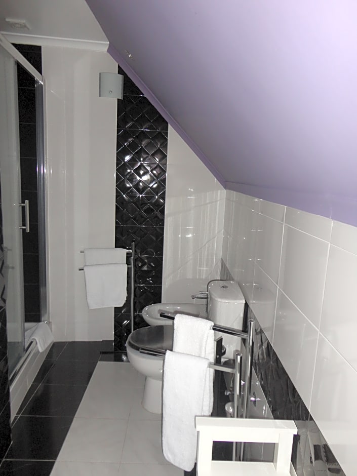 Grande Pensao Residencial Alcobia