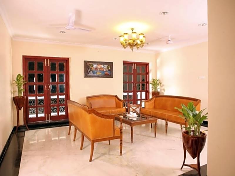 Meenakshi's Sunshine Hotel