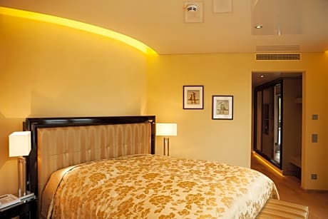 Special Offer - Deluxe Double Room