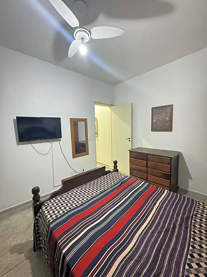 Apto 714 - Prédio em frente mar