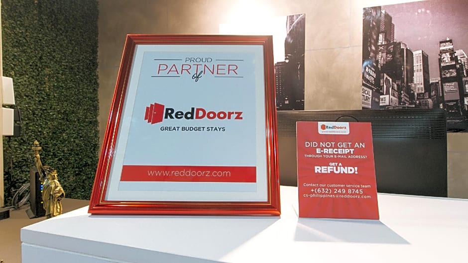 RedDoorz @ Camp Saint John Hotel La Union