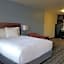 Hotel South Tampa & Suites